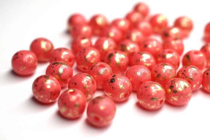 20 Stück 6mm Glasperlen | Chalk White Pink Coral Coated / Gold Splash – Bild 2